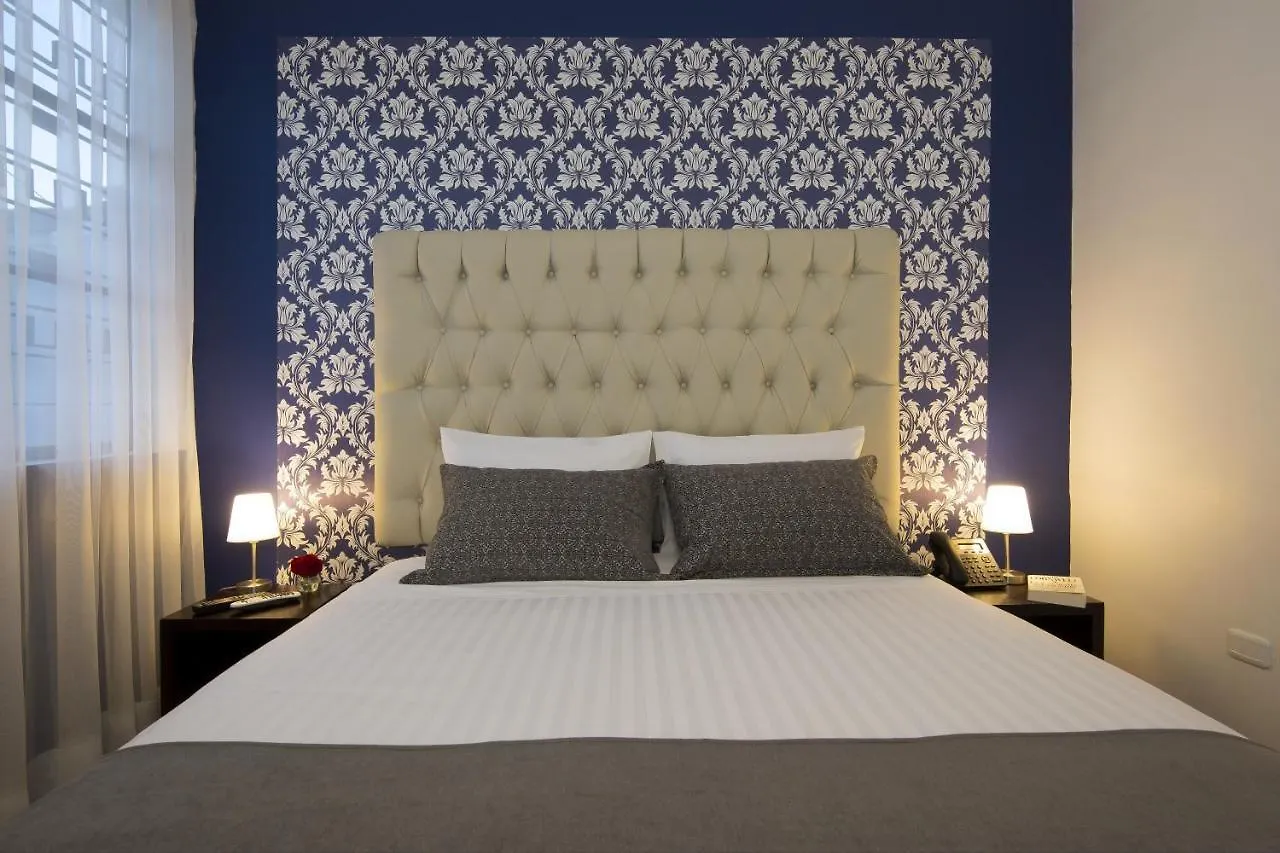 Terra Premium Hostal Boutique Quito 3*,